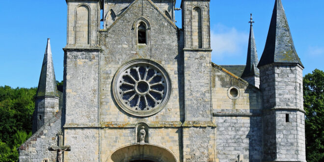 Onze Lieve Vrouwkerk van Le Bourg Dun Normandie 71968621